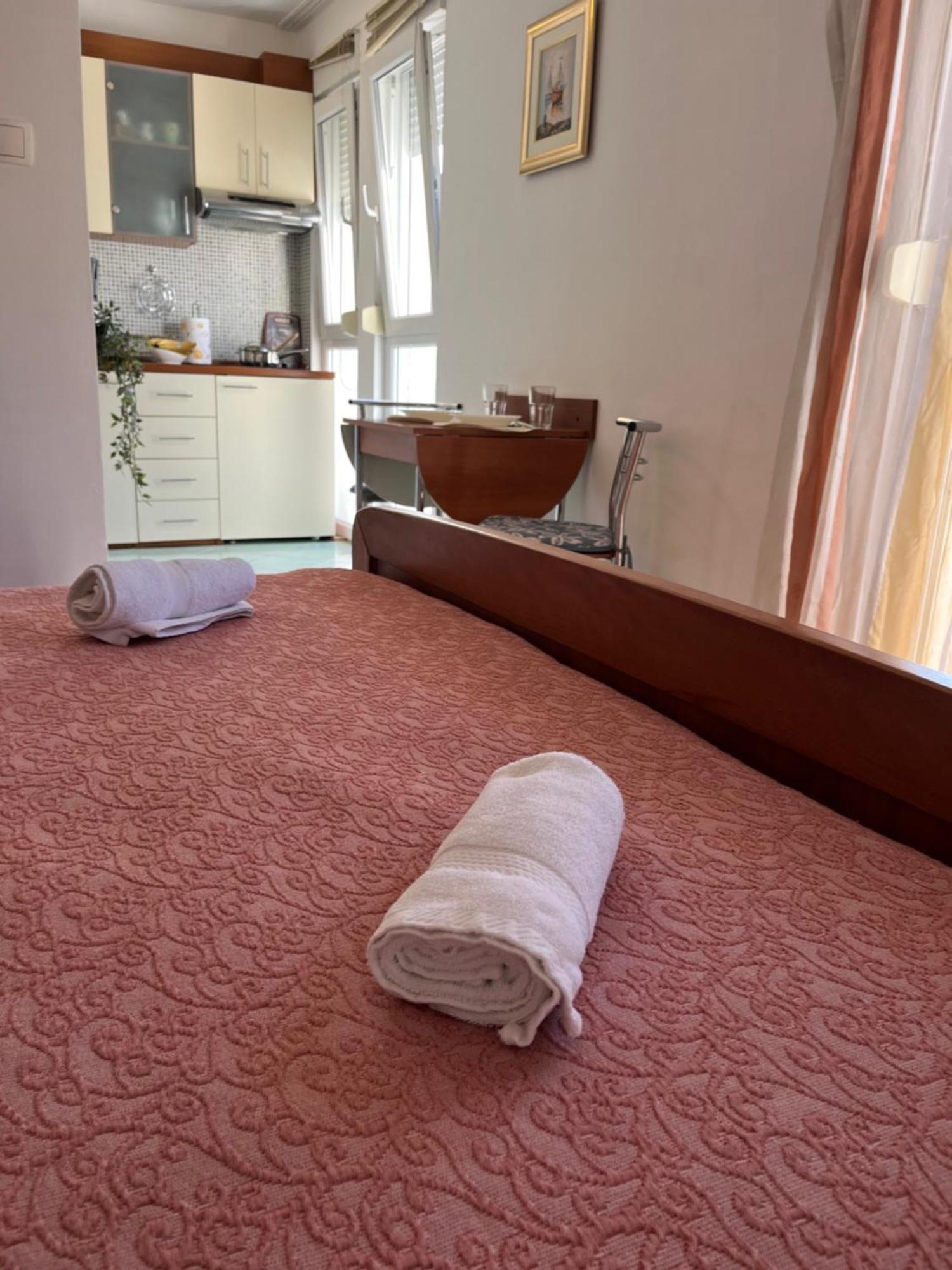 Apartments Znjan Сплит Экстерьер фото