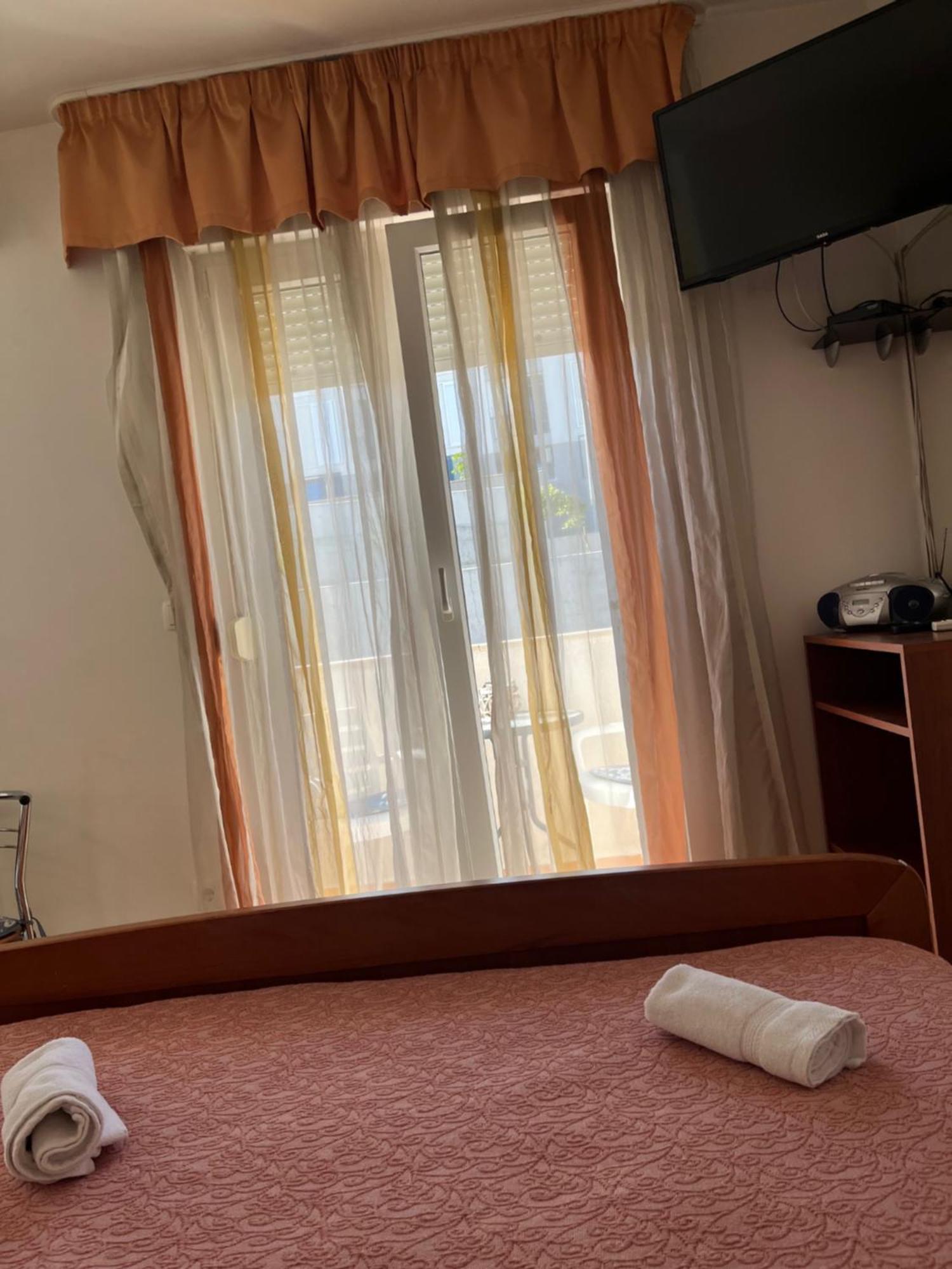 Apartments Znjan Сплит Экстерьер фото
